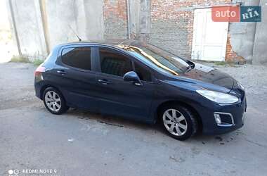 Хетчбек Peugeot 308 2011 в Тернополі