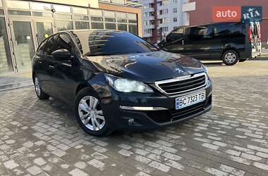 Универсал Peugeot 308 2015 в Новояворовске