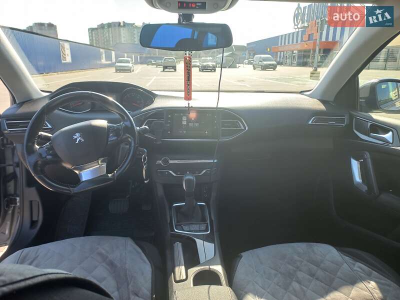 Універсал Peugeot 308 2017 в Калуші