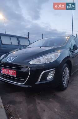 Універсал Peugeot 308 2013 в Луцьку