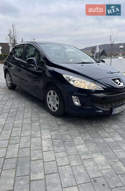 Хэтчбек Peugeot 308 2009 в Львове