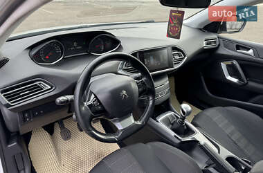 Универсал Peugeot 308 2015 в 