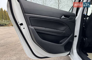 Универсал Peugeot 308 2015 в 