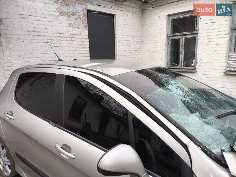 Хэтчбек Peugeot 308 2009 в Знаменовке фото 12 Хэтчбек Peugeot 308 2009 в Знаменовке