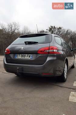 Универсал Peugeot 308 2017 в Полтаве