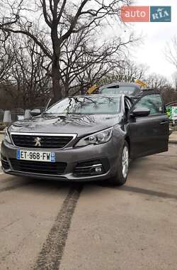 Универсал Peugeot 308 2017 в Полтаве