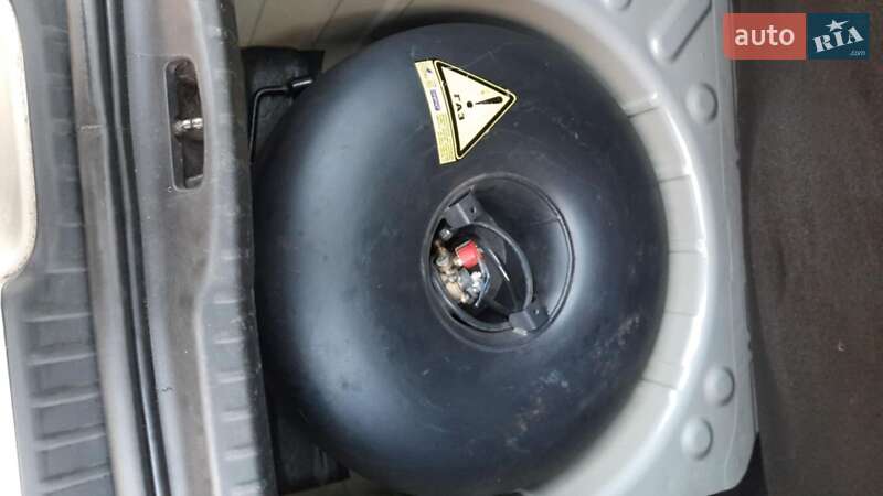 Хэтчбек Peugeot 308 2012 в Чернигове