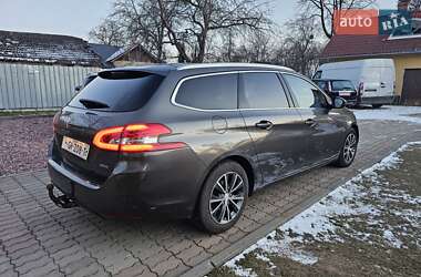 Универсал Peugeot 308 2015 в Стрые