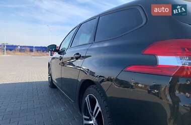 Универсал Peugeot 308 2015 в Стрые