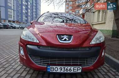 Універсал Peugeot 308 2010 в Тернополі