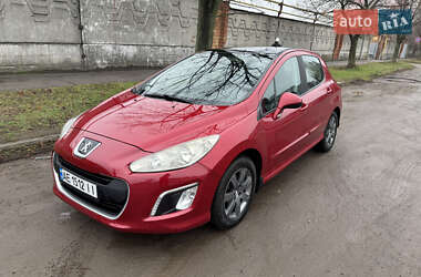 Хетчбек Peugeot 308 2011 в Дніпрі