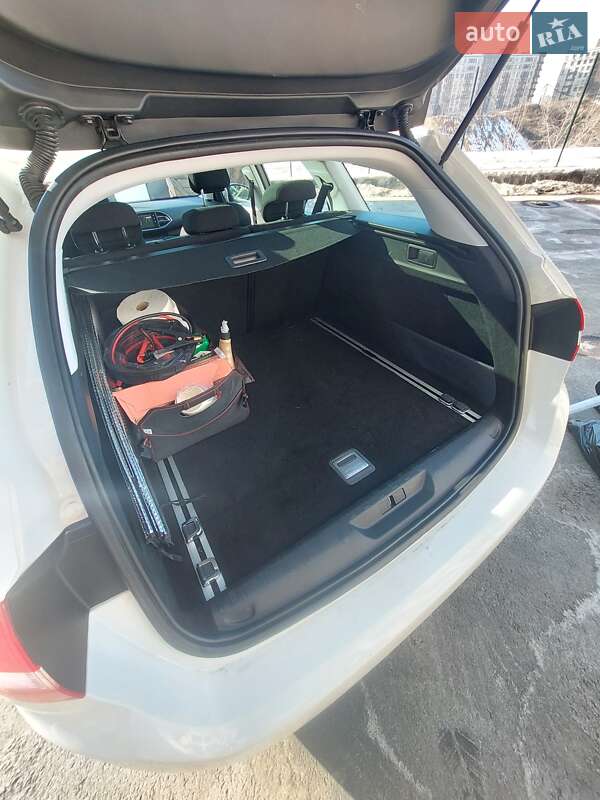 Універсал Peugeot 308 2015 в Києві
