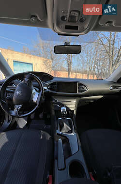 Универсал Peugeot 308 2014 в 