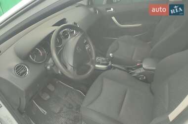 Хэтчбек Peugeot 308 2009 в 