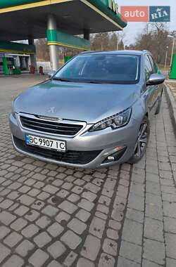 Универсал Peugeot 308 2015 в Львове