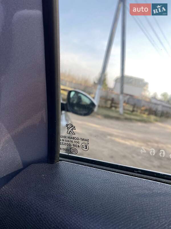 Хетчбек Peugeot 308 2018 в Гайвороні
