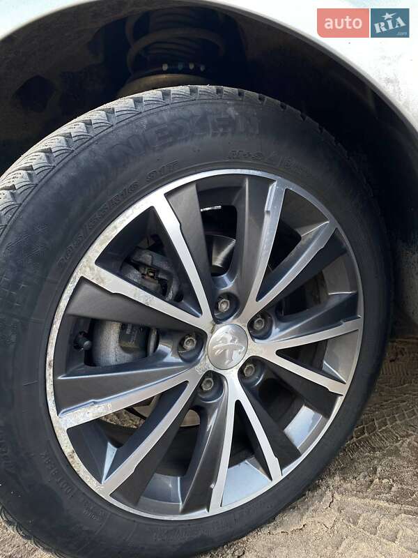 Хетчбек Peugeot 308 2018 в Гайвороні