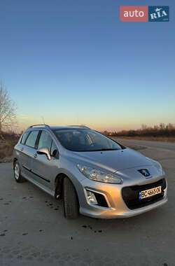 Универсал Peugeot 308 2012 в Самборе