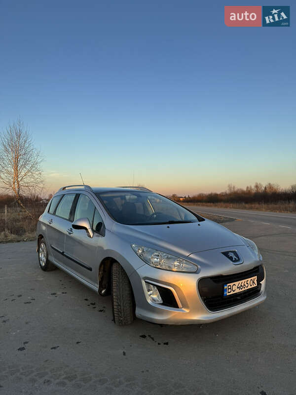 Peugeot 308 2012