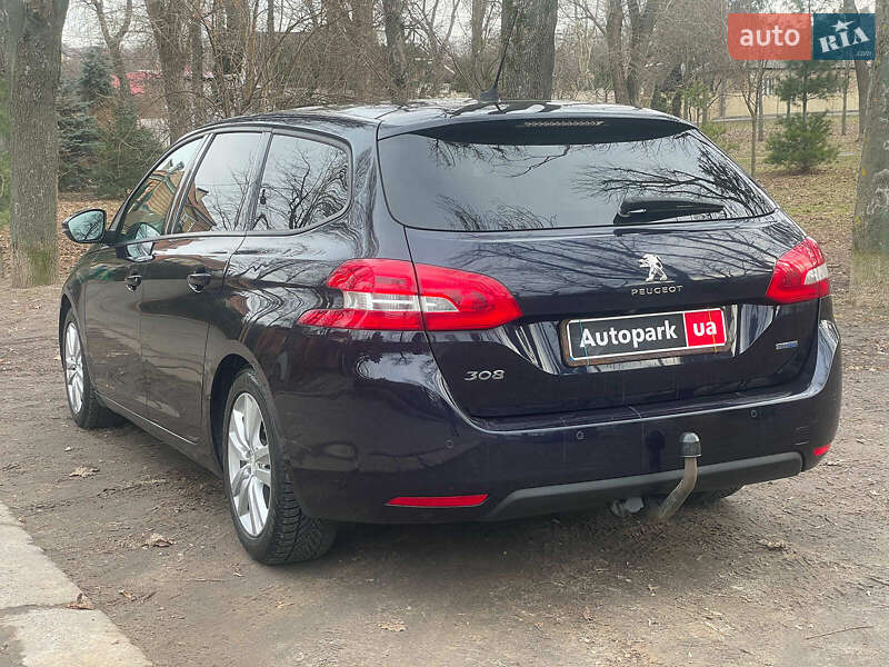 Універсал Peugeot 308 2015 в Києві