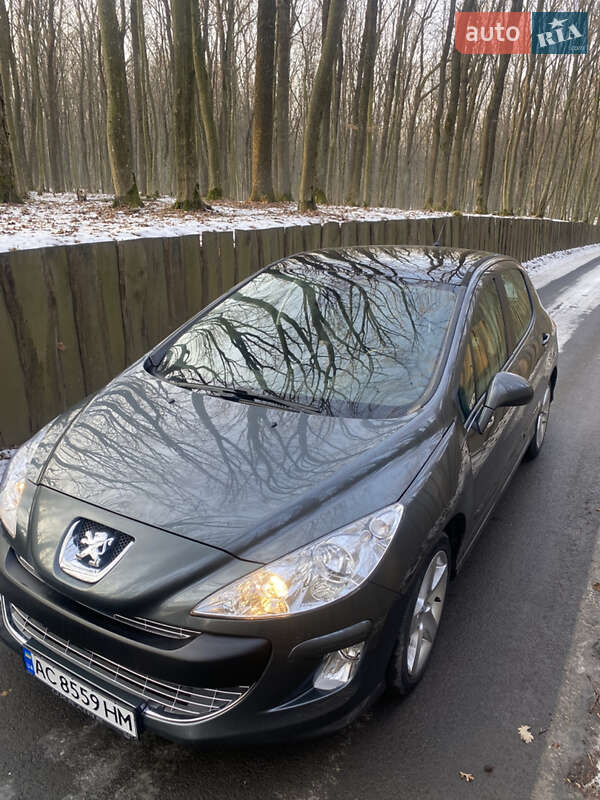 Хетчбек Peugeot 308 2008 в Луцьку