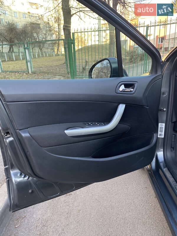 Хетчбек Peugeot 308 2008 в Луцьку