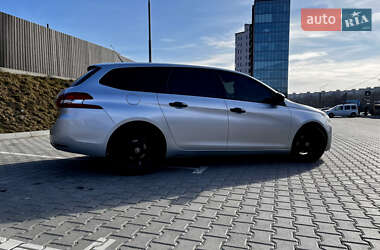 Універсал Peugeot 308 2016 в Тернополі