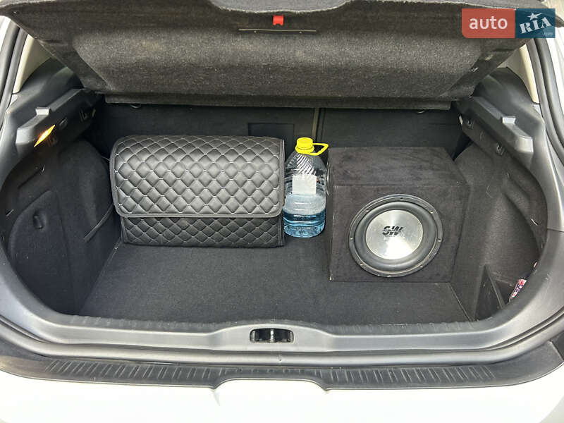Хетчбек Peugeot 308 2007 в Черкасах