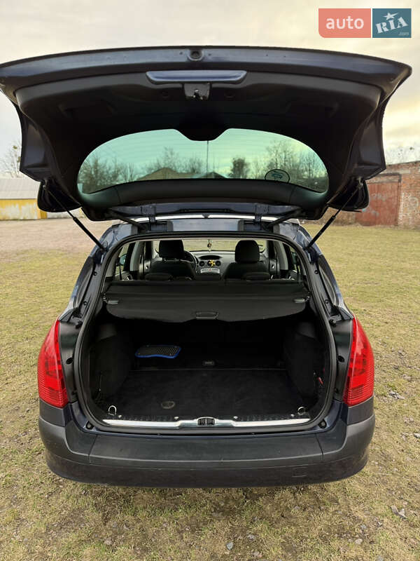 Универсал Peugeot 308 2008 в Бродах