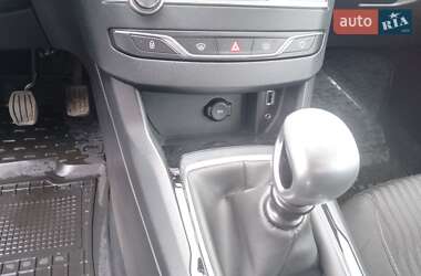 Универсал Peugeot 308 2017 в 