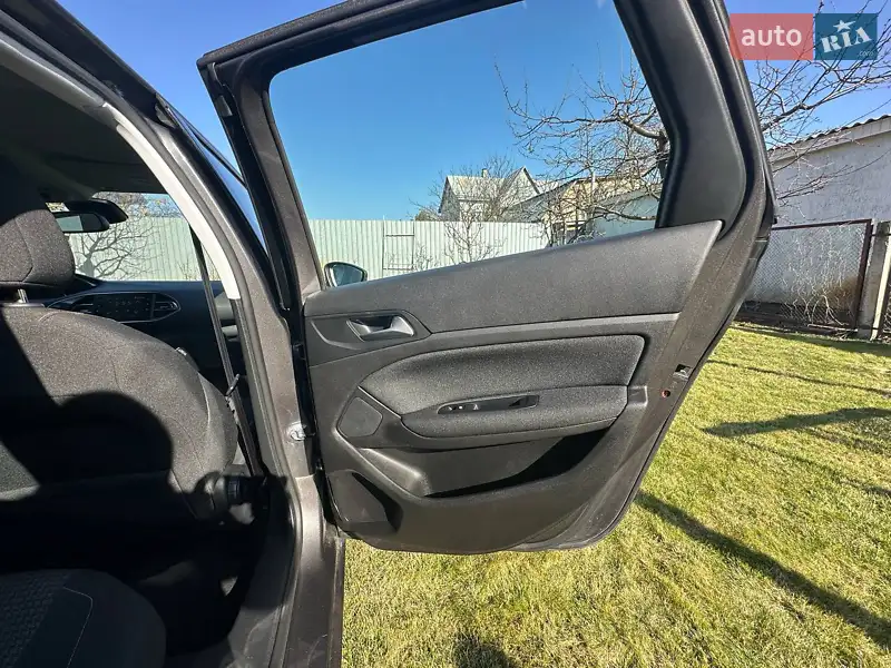 Універсал Peugeot 308 2019 в 