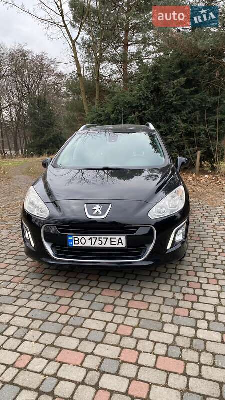 Універсал Peugeot 308 2012 в Мостиській