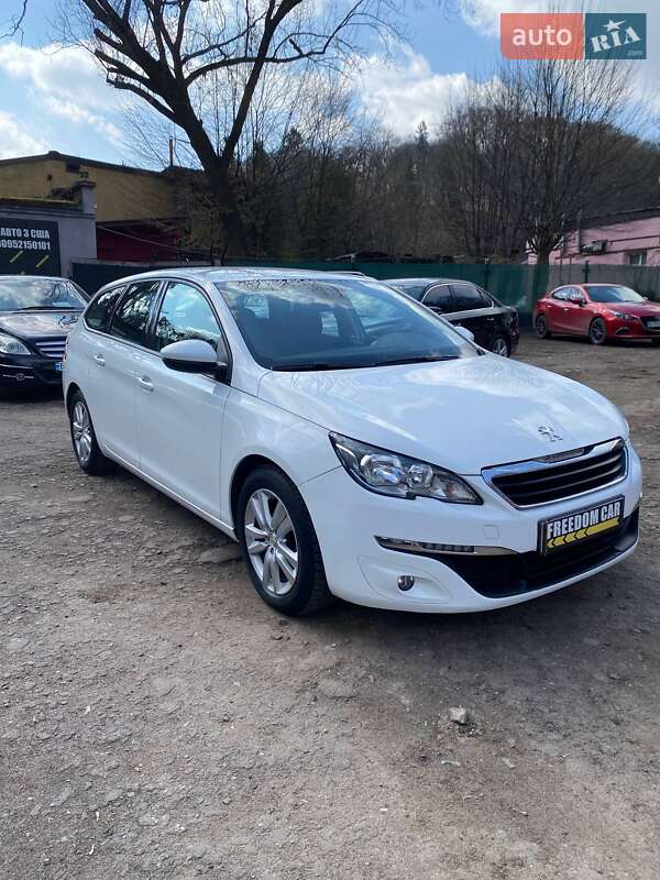 Peugeot 308 2015