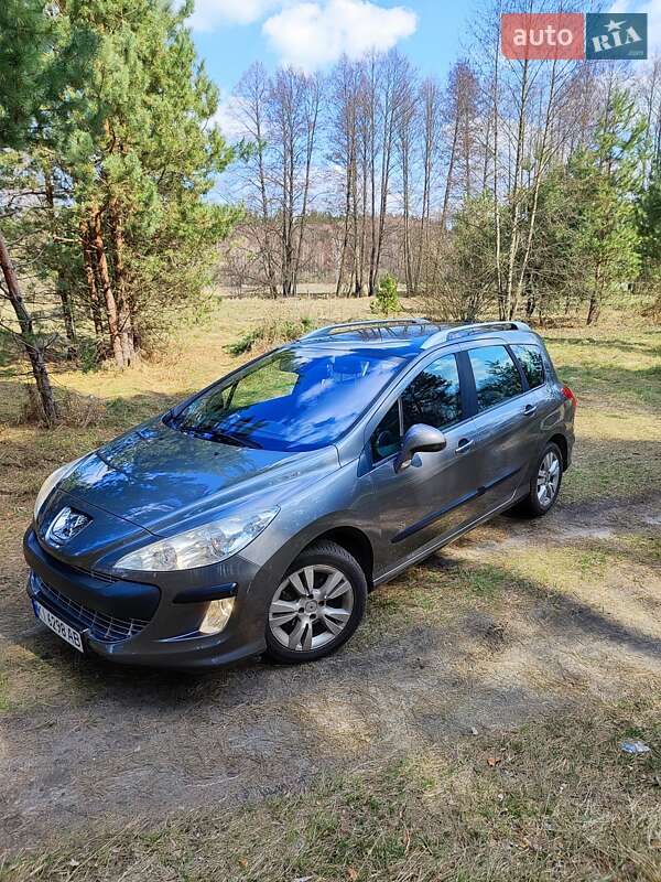 Універсал Peugeot 308 2009 в Бучі