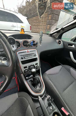 Универсал Peugeot 308 2011 в 