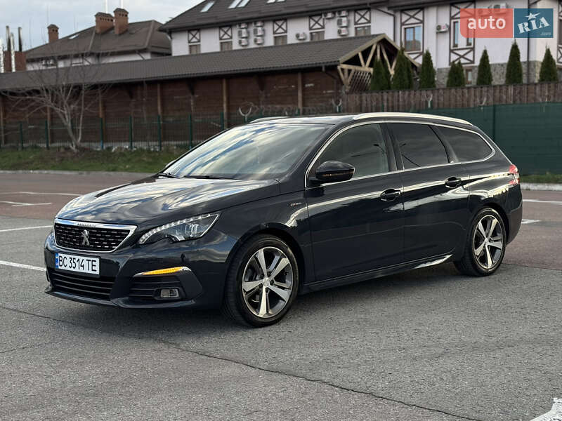 Универсал Peugeot 308 2018 в Львове