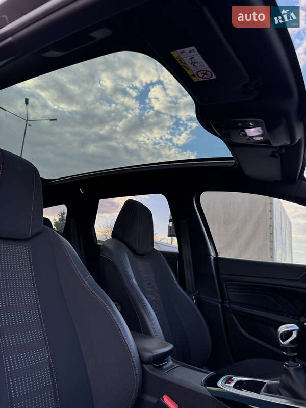 Универсал Peugeot 308 2018 в Львове