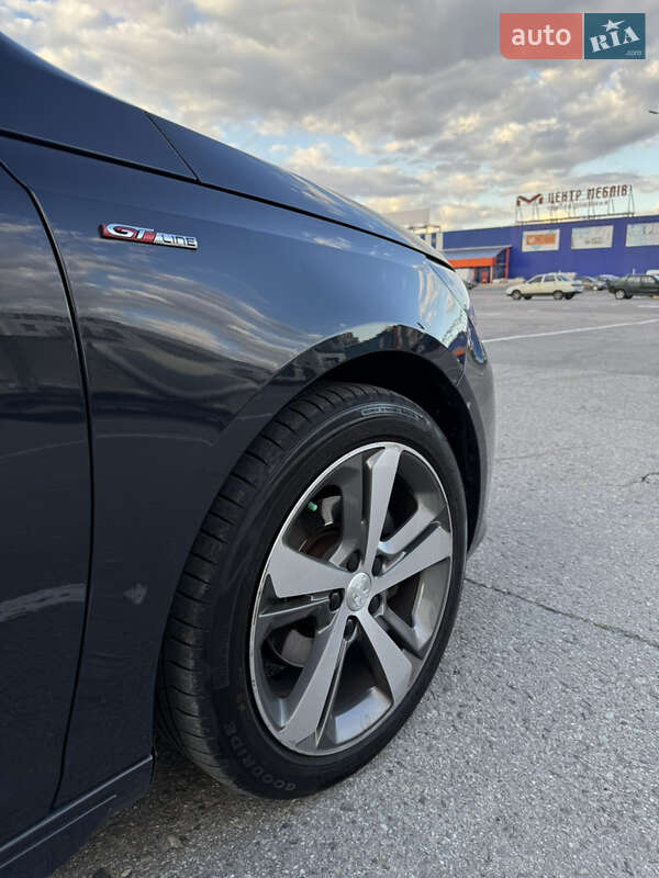 Универсал Peugeot 308 2018 в Львове