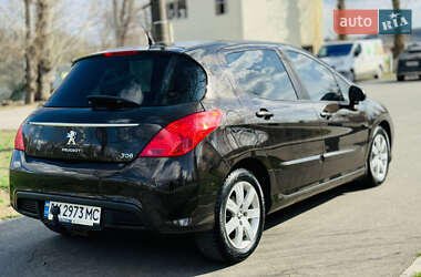 Хэтчбек Peugeot 308 2012 в 