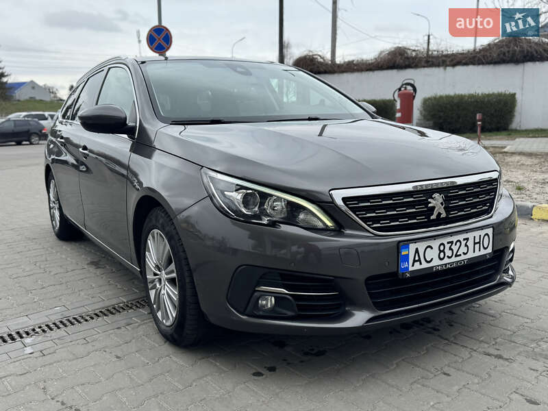 Универсал Peugeot 308 2017 в Луцке