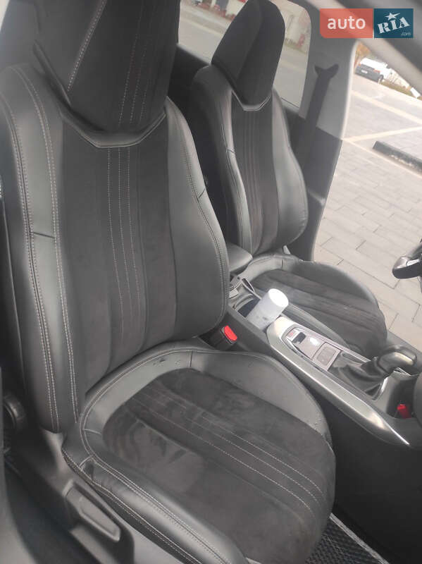 Універсал Peugeot 308 2017 в Дрогобичі