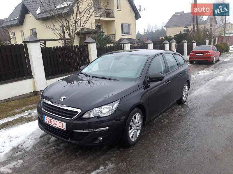 Универсал Peugeot 308 2015 в Киеве