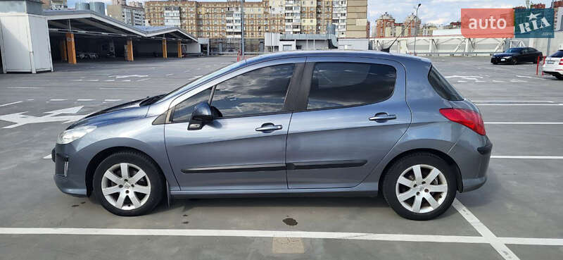 Peugeot 308 2010