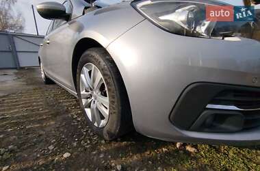 Универсал Peugeot 308 2018 в 