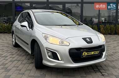 Хетчбек Peugeot 308 2013 в 