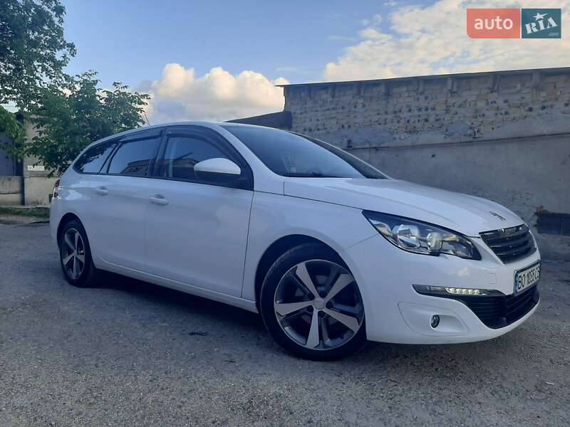 Універсал Peugeot 308 2015 в Тернополі