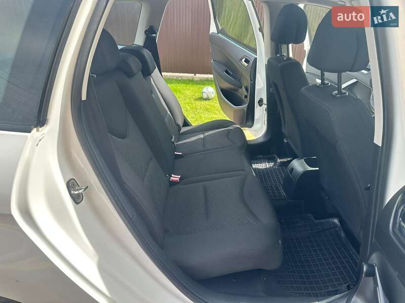 Універсал Peugeot 308 2009 в Дубні