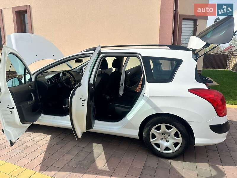 Універсал Peugeot 308 2009 в Дубні