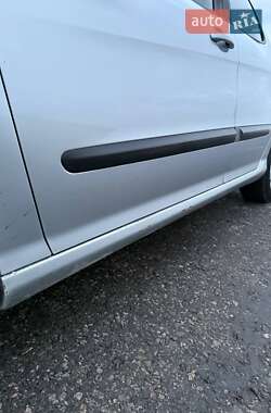 Хэтчбек Peugeot 308 2009 в 