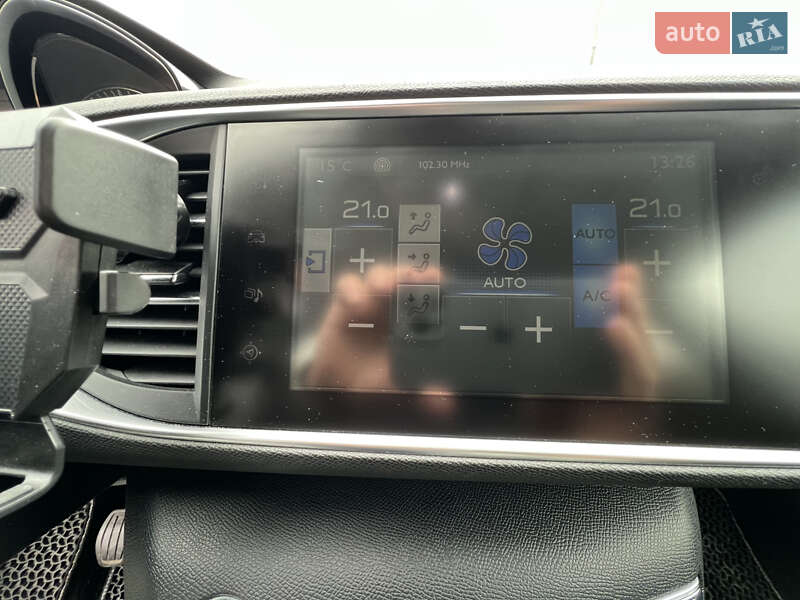 Універсал Peugeot 308 2014 в Києві